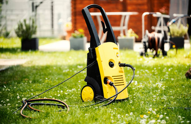 Best Driveway Pressure Washing  in Cross Lanes, WV